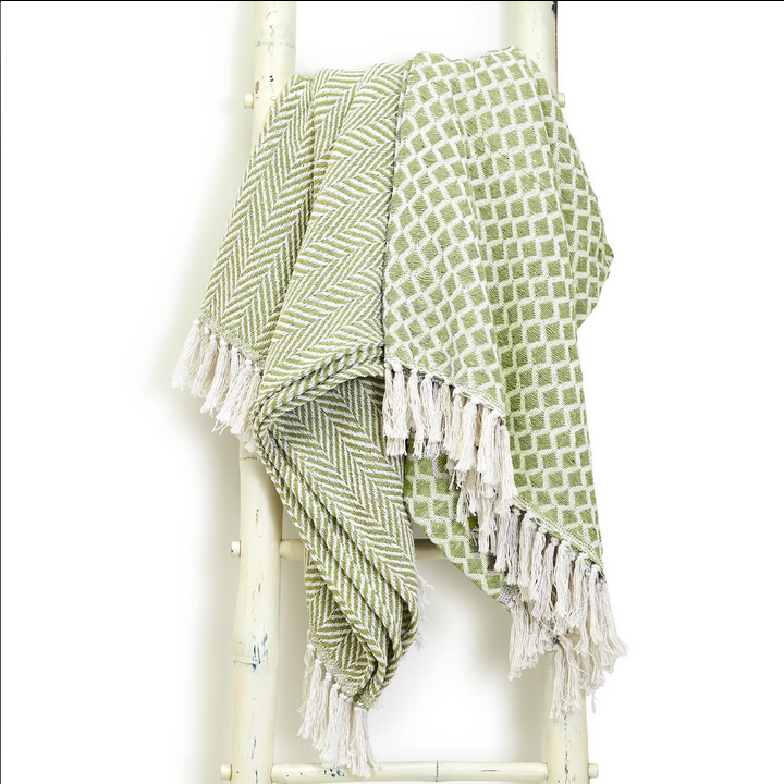 Two's Company Countryside Asst. Green Cotton Throws